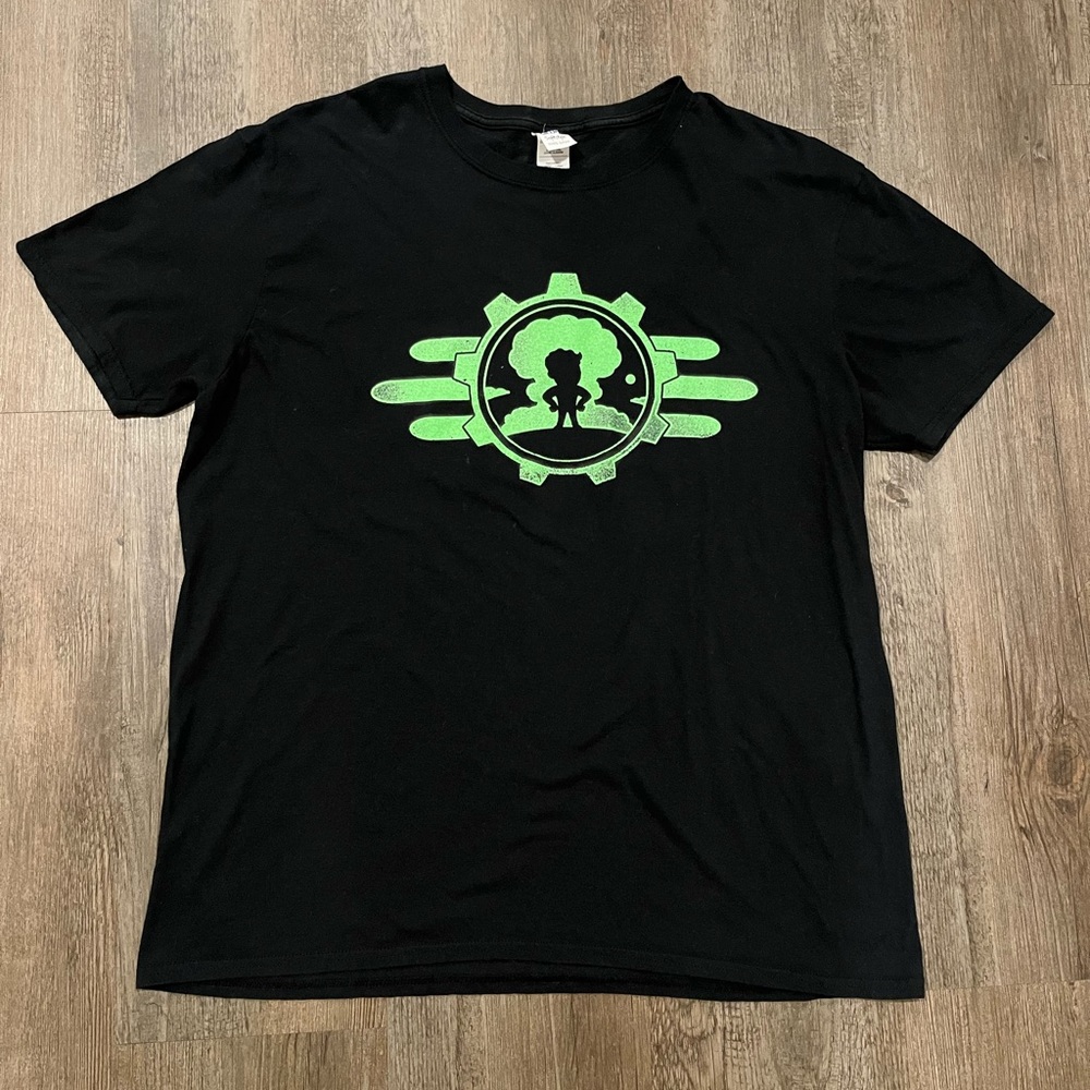 Vintage 2015 Fallout 4 Vault Boy T-Shirt